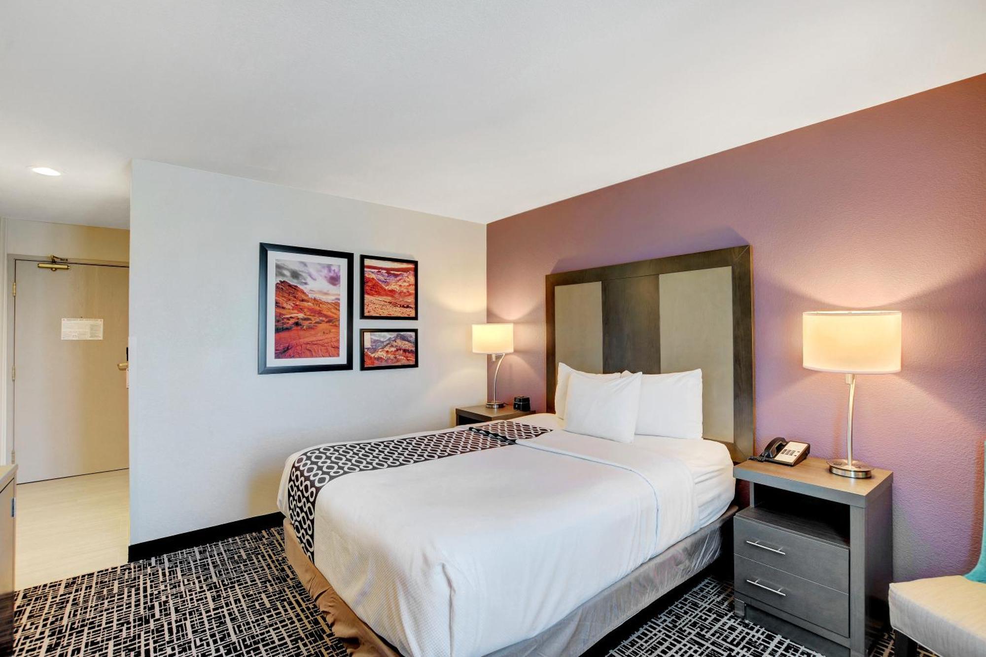 Chambre Lit Queen-Size Deluxe