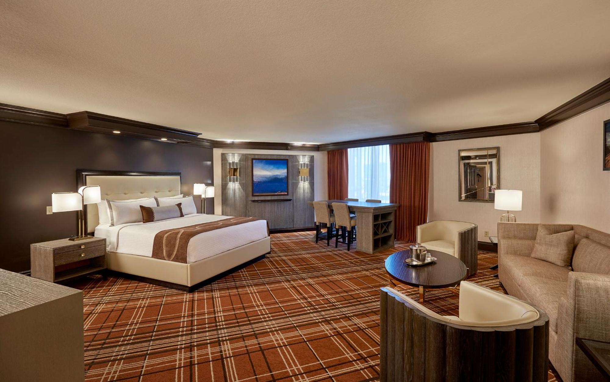 Suite Tour